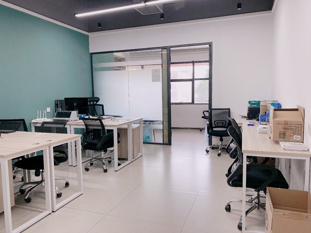 办公玻璃隔断定做